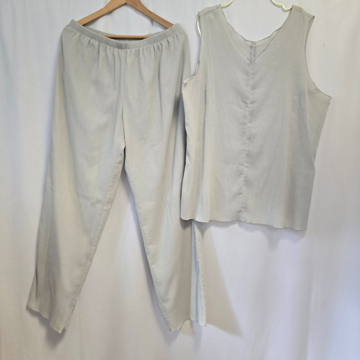 Tilley Endurables Island Breezes Pant Set – Lightweight Travel Wear, Size XL