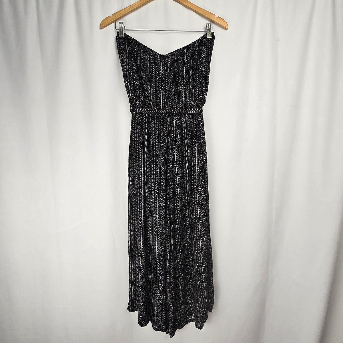Dress Forum Strapless Wide‑Leg Jumpsuit – Black & White Print, Elastic Waist, Size Large
