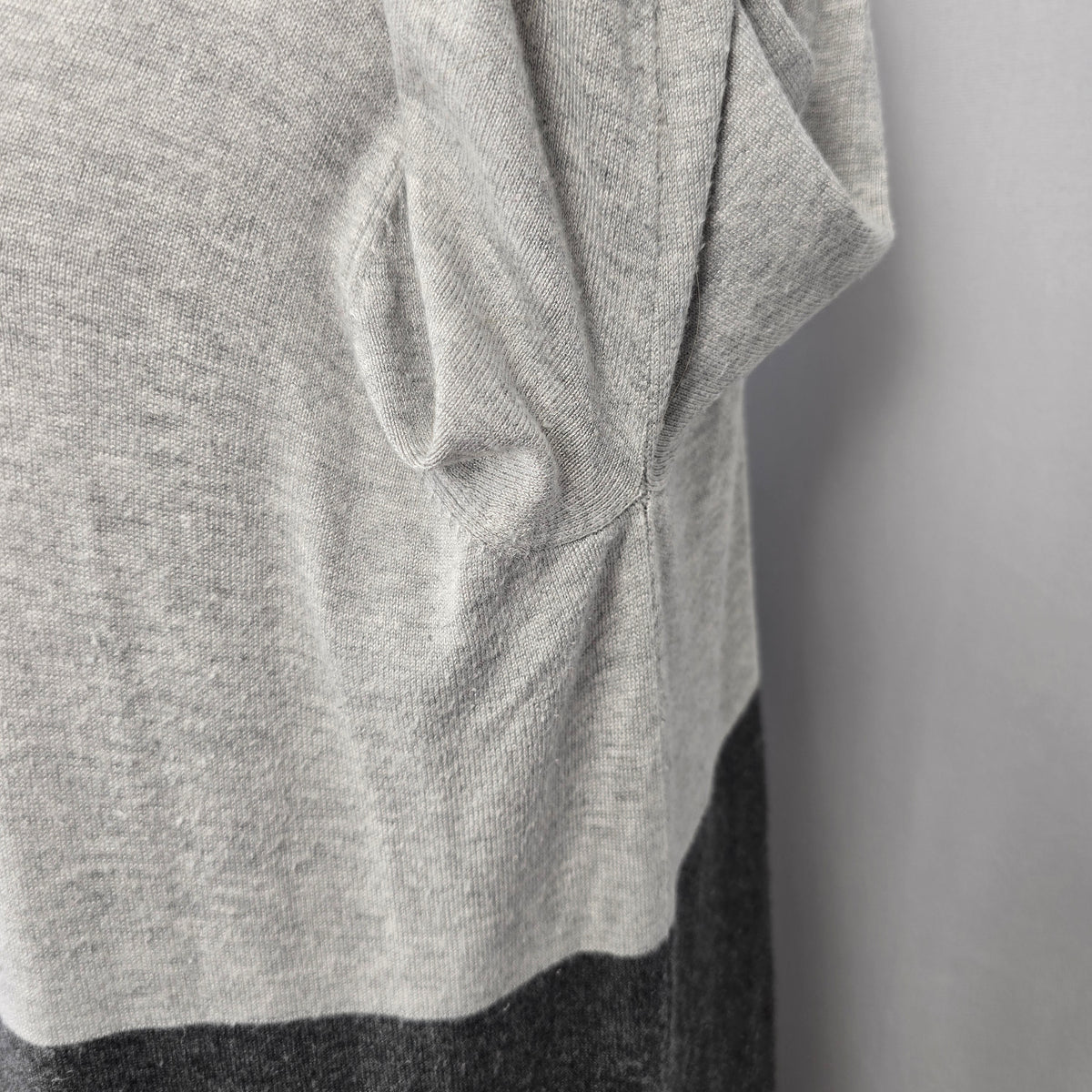 Colourblock RED Brand Long Knit Cardigan – Gray/Black, XL, Cozy Layering Sweater