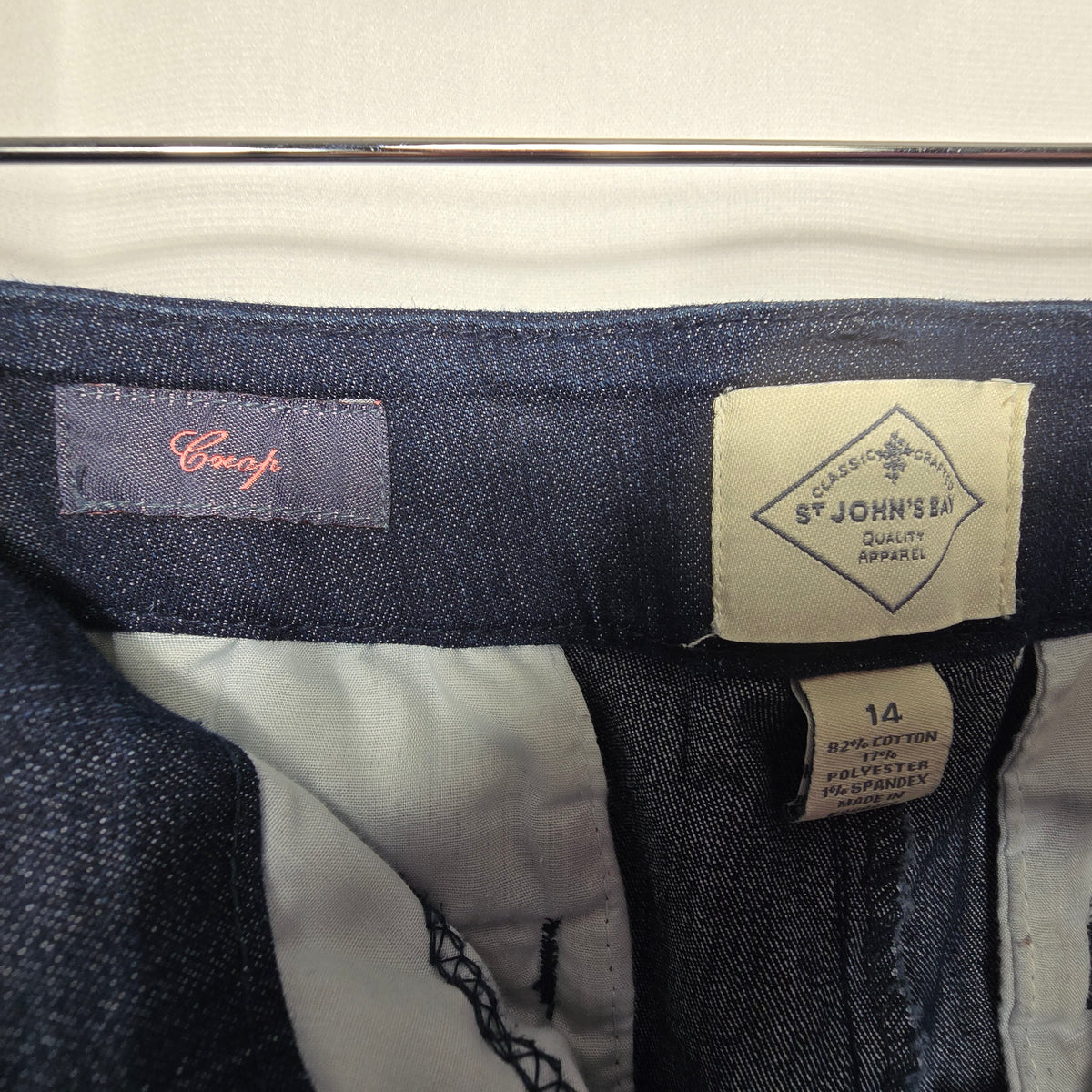 St. John's Bay Dark Wash Stretch Denim Capri Jeans | Size 14