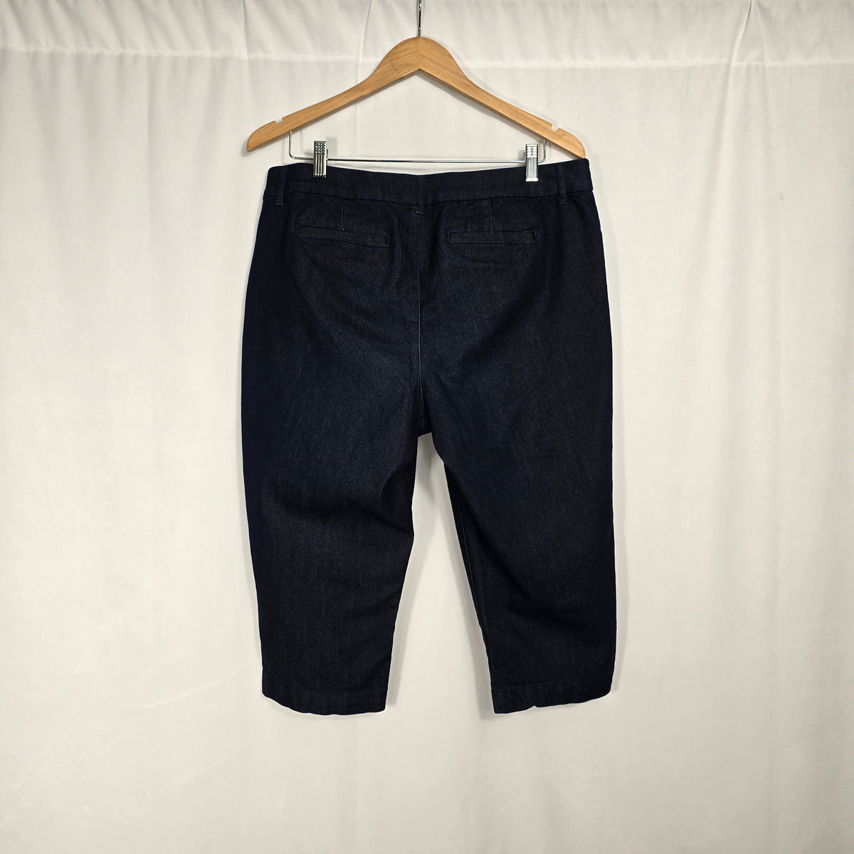 St. John's Bay Dark Wash Stretch Denim Capri Jeans | Size 14