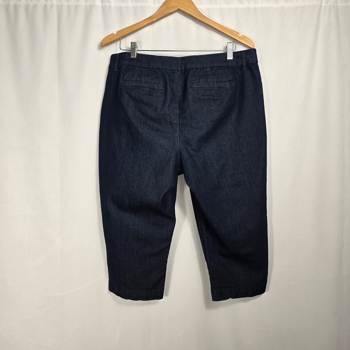 St. John's Bay Dark Wash Stretch Denim Capri Jeans | Size 14
